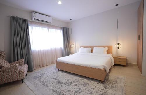 King Abdul Aziz Road Apartment | Mabaat-White Pearl Compound - 600 A-Villa 15