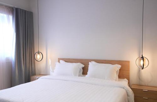 King Abdul Aziz Road Apartment | Mabaat-White Pearl Compound - 600 A-Villa 6