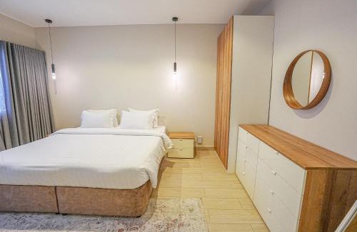 King Abdul Aziz Road Apartment | Mabaat-White Pearl Compound 600 B Villa 12