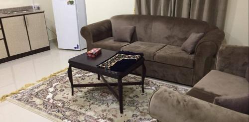 Al Quwaiiyah Apartment | أرض الذهب للشقق المخدومة القويعية