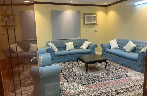 Baljurashi Apartment | شقق لافندر