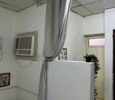 Dammam Apartment | استديو 7 للعزاب رجال فقط وبالدور الثالث