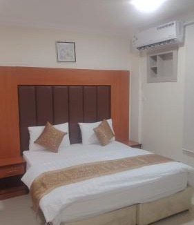 Al Quwaiiyah Apartment | أرض الذهب للشقق المخدومة القويعية