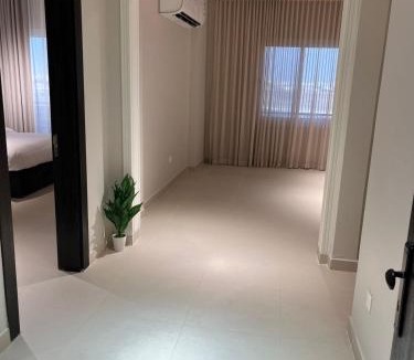 Al Kura Apartment | شقة متكاملة بجوار ملعب الجوهرة