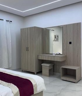Al Qurayyat Hotel | قصر الحياة للشقق المخدومة