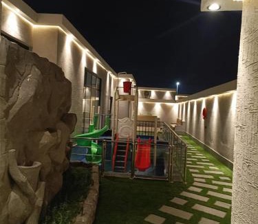 Dammam Ski Chalet | شاليهات أجواء الريف