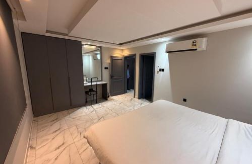 Al Hoora Apartment | Atelier Tower Hoora - Family Apartment