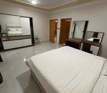 Sarat Abidah Apartment | شقق الورود المخدومة