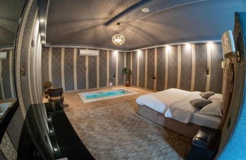 Al-Hofuf Ski Chalet | مجموعة سدرة فاطمة