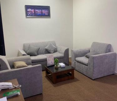 Nejran Apartment | نزل اكنان للشقق المخدومة