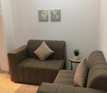 Dammam Apartment | شقق راقية بأثاث حديث وراقي 1