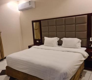 Taif Apartment | شاليهات دشيل لبيوت العطلات الاقتصادية