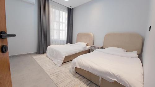 Al Wahah Apartment | شقة صالة وثلاث غرف وغرفة عاملة