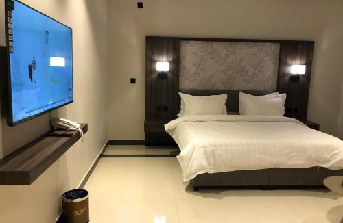 Ghirnatah Apartment | شقق ثري ستار للشقق المخدومة 4
