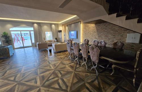 Durrat Al-Arous Villa | درة العروس فيلا هابي بيتش شاطى خاص