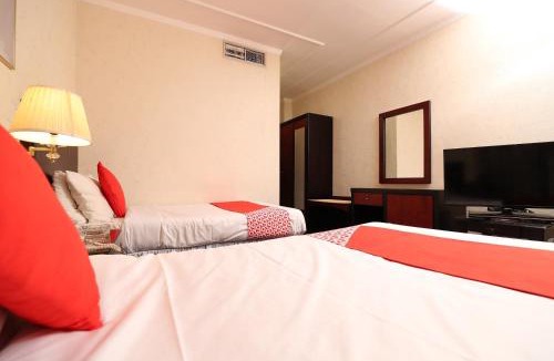 Al Hoora Hotel | OYO 112 Semiramis Hotel