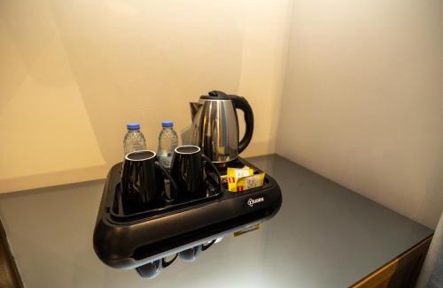 Al-Hamra'a Hotel | Nasim Azraq Hotel