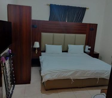 Jizan Apartment | فرع مجموعة العييري التجارية المحدودة للشقق المخدومة جازان 1
