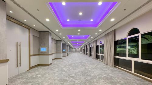 Diplomatic Area Hotel | Crowne Plaza Bahrain by IHG