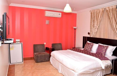 Al Aqrabiyah Hotel | فيا للشقق المخدومة