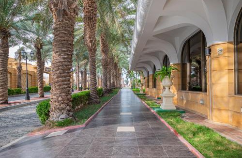 Al-Hamra'a Apartment | The Apartments