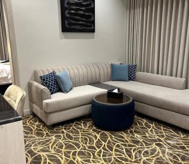 Al Faisaliyah Hotel | Tara Plus Hotel