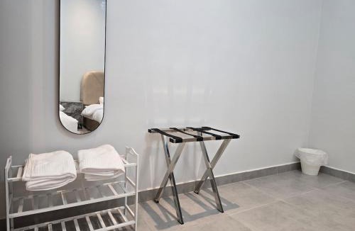 Al Wahah Apartment | شقة صالة وثلاث غرف وغرفة عاملة