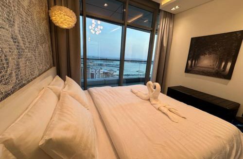 Al Hoora Apartment | High Floor 33 Luxury Apartment