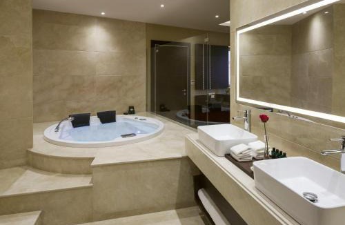 Buraydah Hotel | Movenpick Hotel Qassim