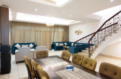Durrat Al-Arous Resort | دره العروس فيلا الروز للعائلات