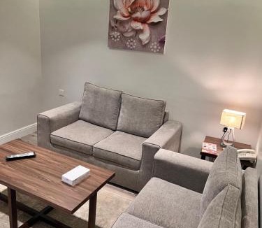 Dammam Hotel | Amwaj Alshatie For serviced apartments