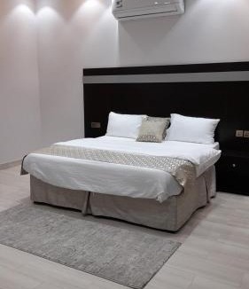 Al Aqiq Villa | فلل ومسابح بلوسكاي الباحه-العقيق فله من ثلاث غرف نوم