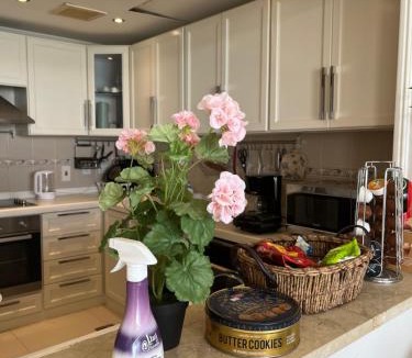 Durrat Al-Arous Ski Chalet | شاليه La veranda