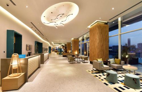 Manama Hotel | Hilton Garden Inn Bahrain Bay