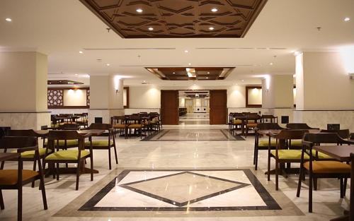 Al Aziziyah Hotel | فندق الفجر البديع واحد للخدمات الفندقيه