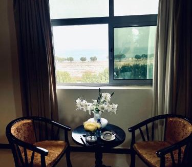 Al Jubail Apartment | Burj Al Almas