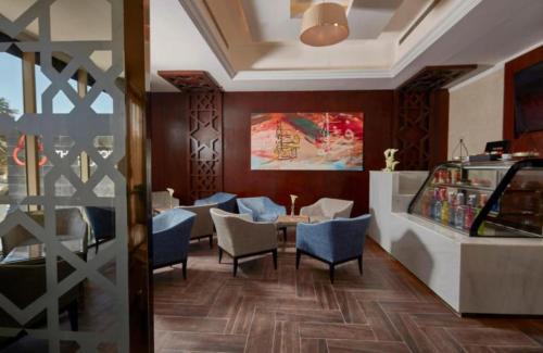 Sari Street Hotel | Three Points Al Salama