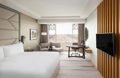 Jeddah Hotel | Crowne Plaza - Jeddah Al Salam by IHG