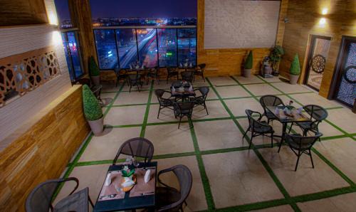 Jeddah Hotel | Iridium 70 Hotel