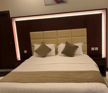 Al Ulaya Apartment | دانة الشرق للشقق المخدومة