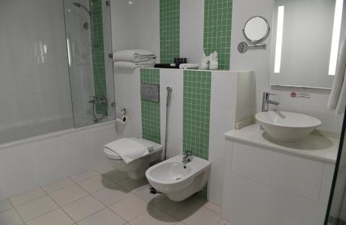 Muharraq Hotel | Gulf Suites Hotel Amwaj