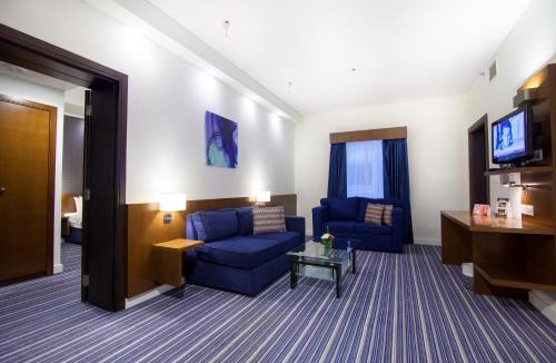 Al Hoora Hotel | Holiday Bahrain Hotel