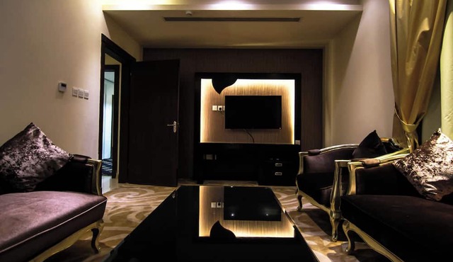 Rest Night Serviced Apartments- AlHamra رست نايت للشقق المخدومة - الحمرا in Riyadh
