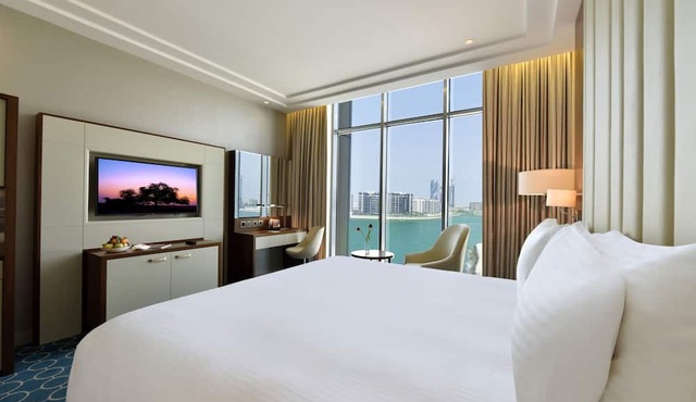 Grand Swiss-Belhotel Waterfront Seef
