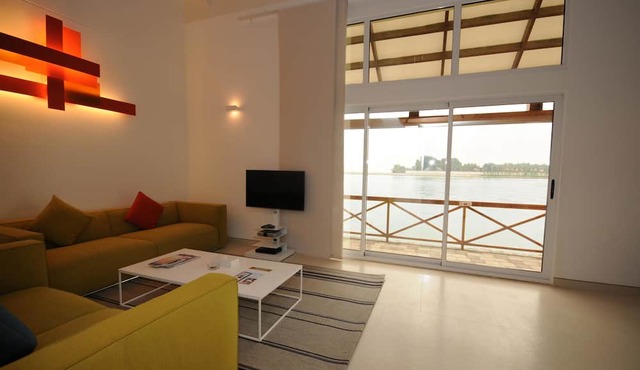 Al Bander Hotel & Resort