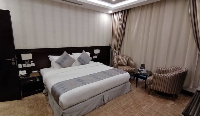 Almaali Hotel