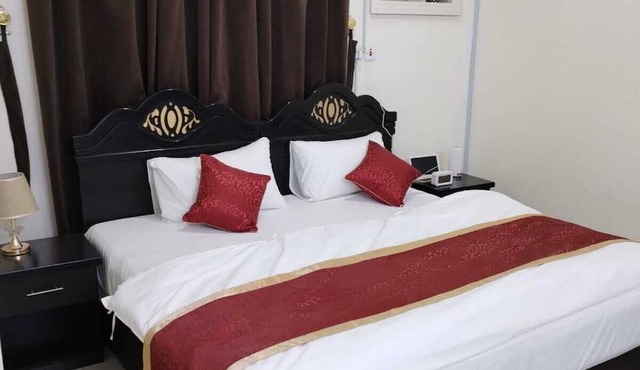 Al Eairy Serviced Apartments Company 4