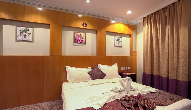 MG Crown Hotel 3 in Madinah
