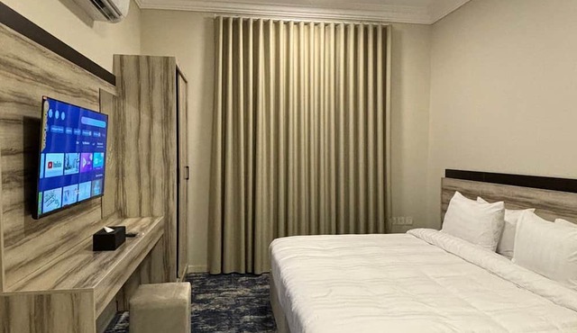 Tallaq hotel