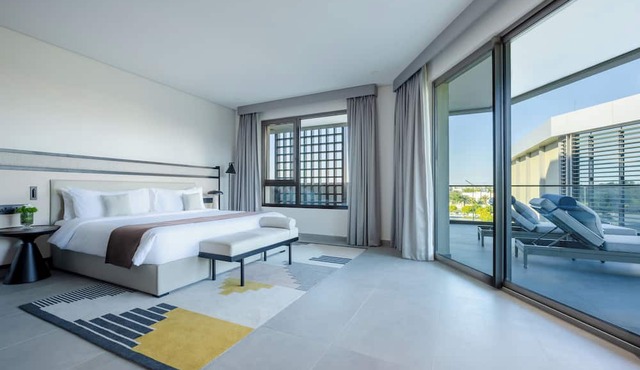 Fraser Suites AL Liwan